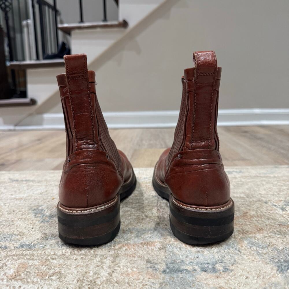 Frye Ella Moto Chelsea Boots Brown Leather Lug Sole Ankle Boots - Picture 4 of 8